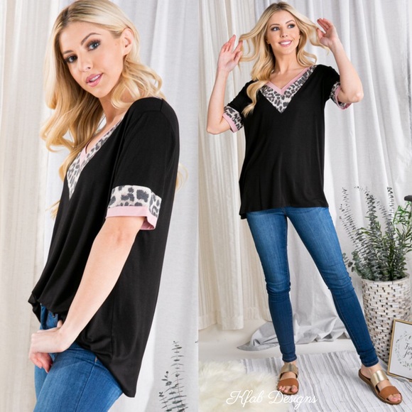 💕LAST 2! V Neck Animal Print Contrast Knit Top! - Picture 8 of 12